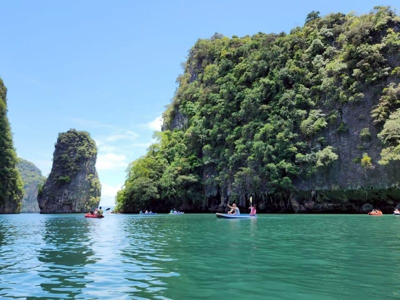 JAMES BOND+NAKA ISLAND or KHAI ISLAND