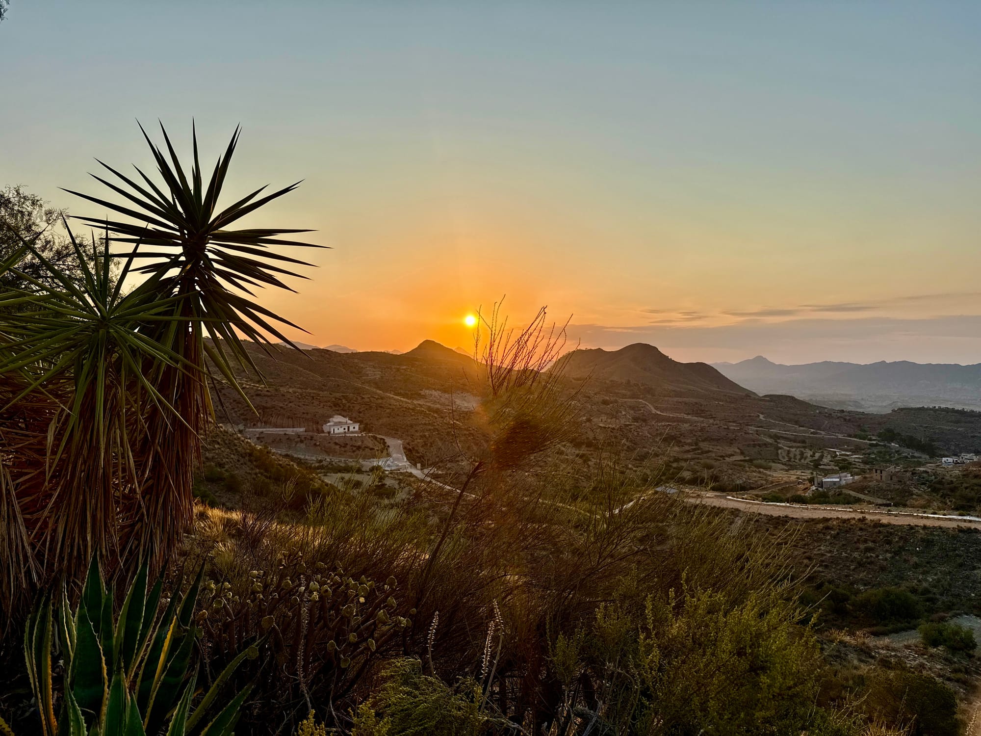 Scenic views and 180/360 degree panoramic views