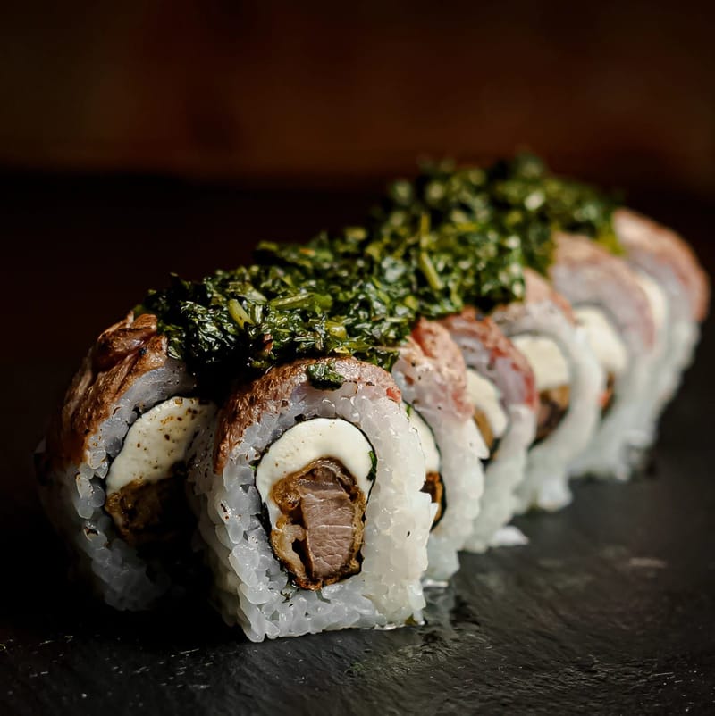 MAKI PARRILLERO