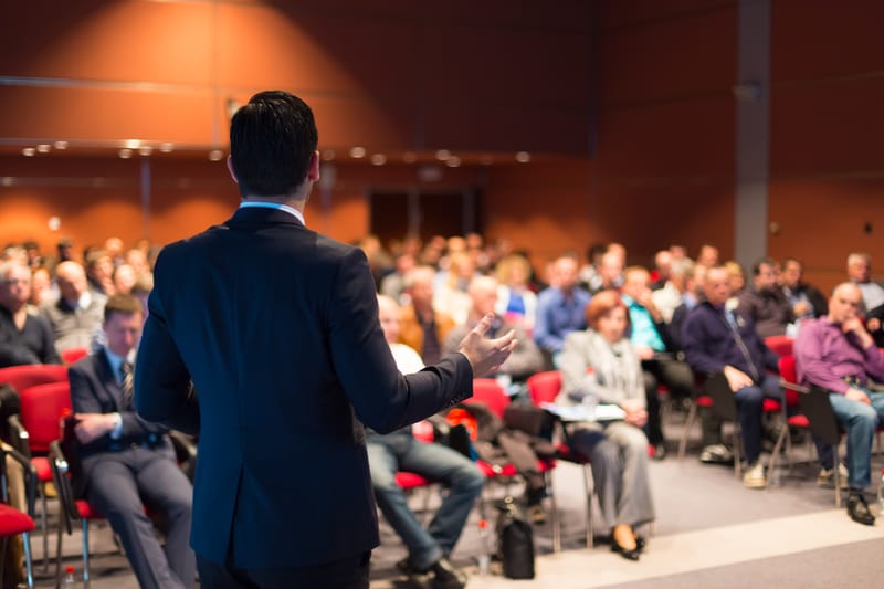 المؤتمرات والندوات السنوية