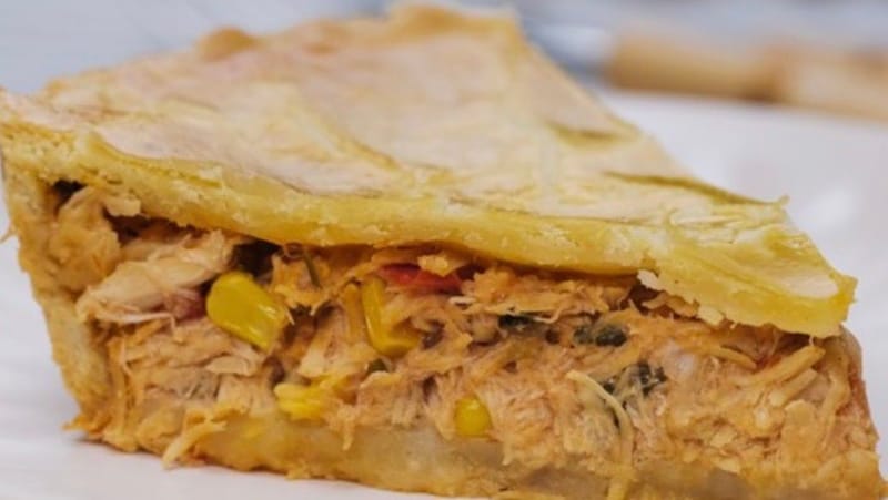 Empadão de frango (pre-order and catering)