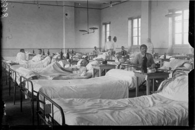 Les Hôpitaux de Saint Génis Laval