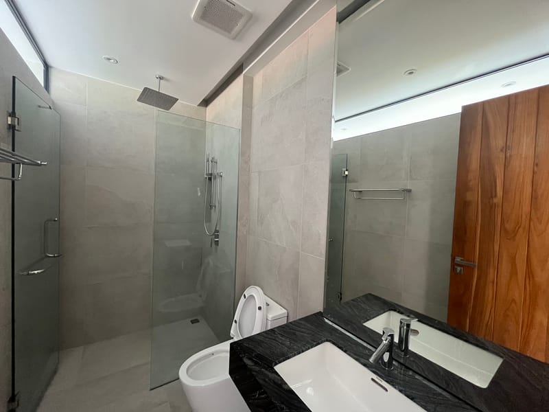 ประตู หน้าต่าง ราวกันตก Shower