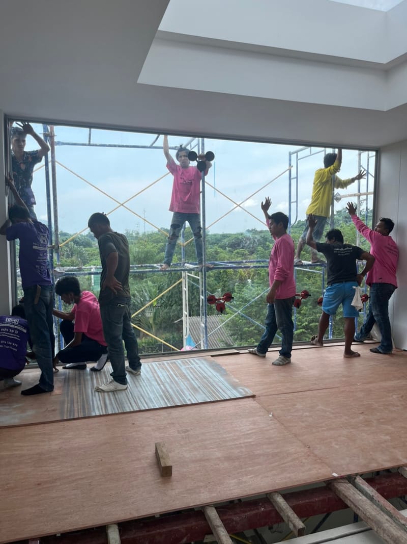 ประตู หน้าต่าง ราวกันตก Shower