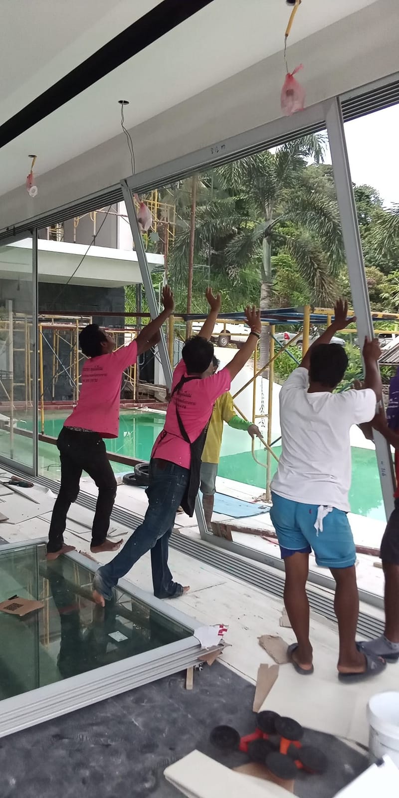 ประตู หน้าต่าง ราวกันตก Shower