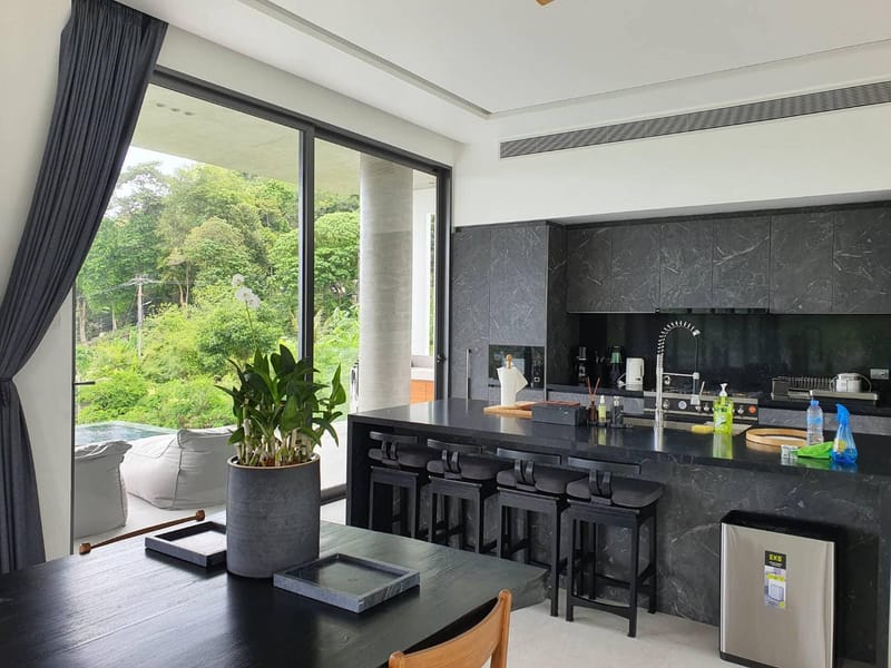 ประตู หน้าต่าง ราวกันตก Shower