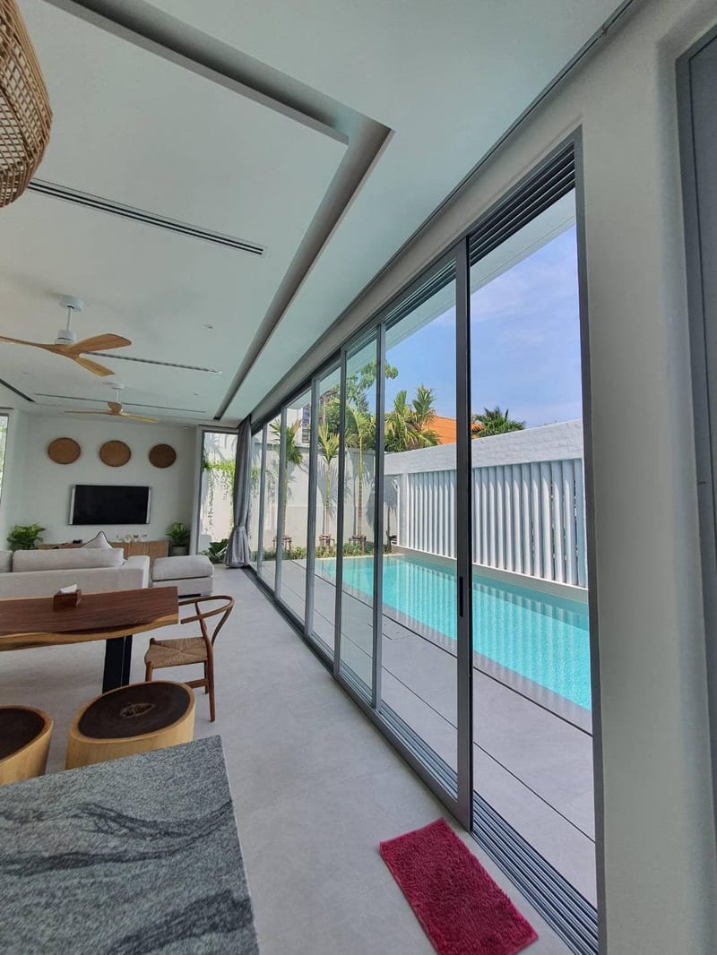 ประตู หน้าต่าง ราวกันตก Shower