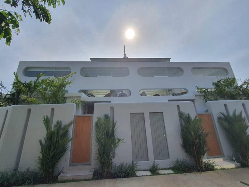 ประตู หน้าต่าง ราวกันตก Shower