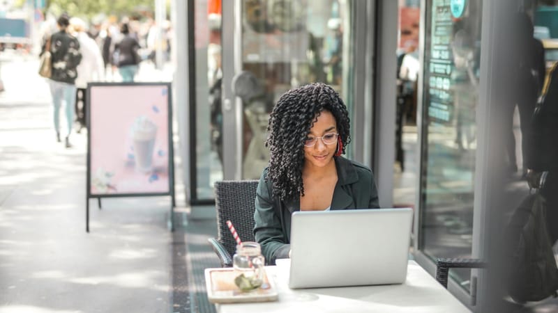 El valor incalculable de lo presente: la psicología de la satisfacción genuina
