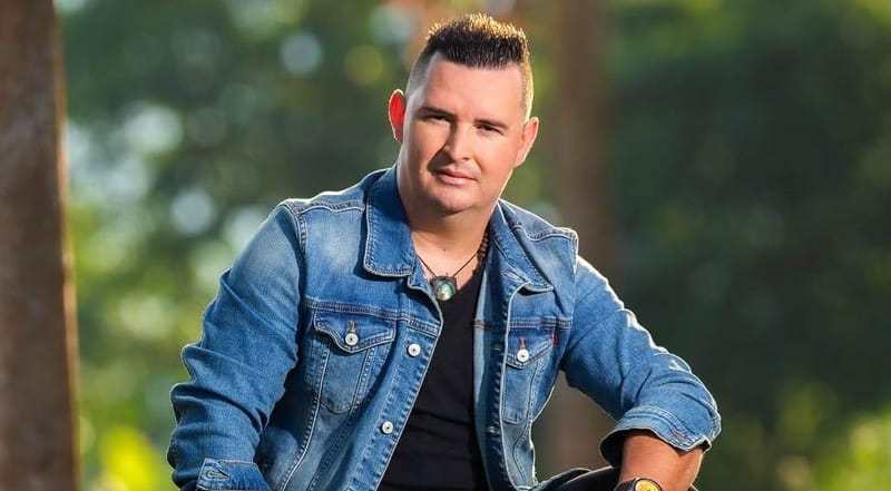 Ángel García estrena su nuevo éxito musical: “Dinero Maldito” remueve conciencias