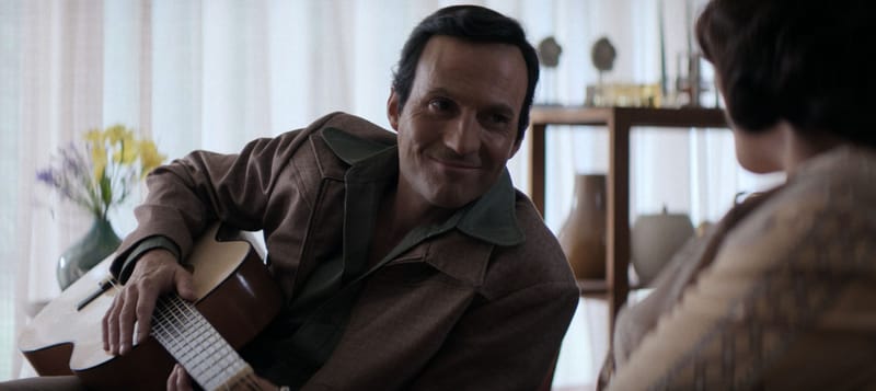 ‘Chespirito: sin querer queriendo’ se estrenó en Max y nos invita a conocer la vida detrás del genio creador Roberto Gómez Bolaños