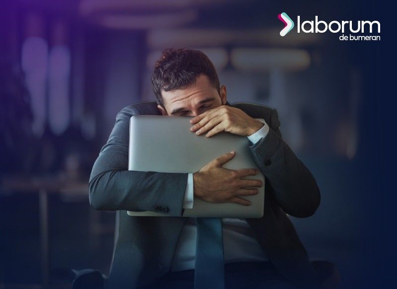 El 59% de los chilenos afirma que le gusta o ama su trabajo