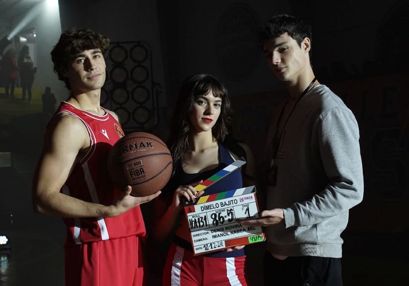 Prime Video desvela que la película Original española Dímelo bajito se estrenará en diciembre