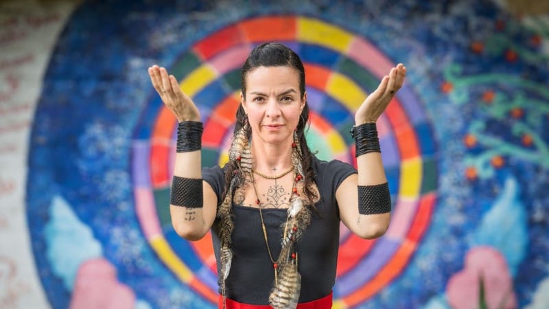 MaYita presenta su nuevo disco 'Somos', un rezo por la unidad