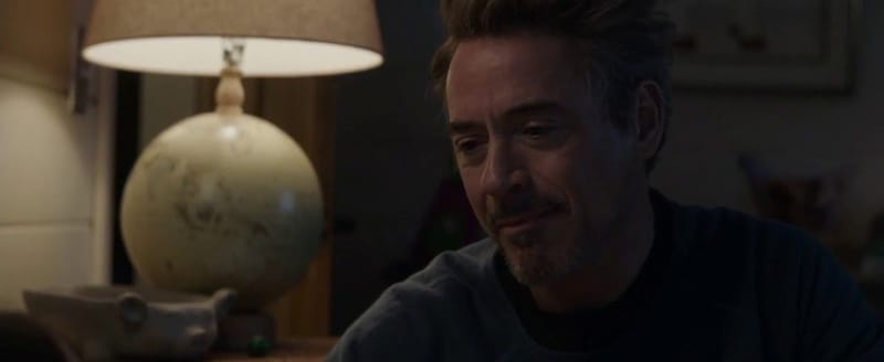 La geometría del amor paterno: Psicología de la magnitud emocional en el "Te Amo 3 Millones" de Iron Man