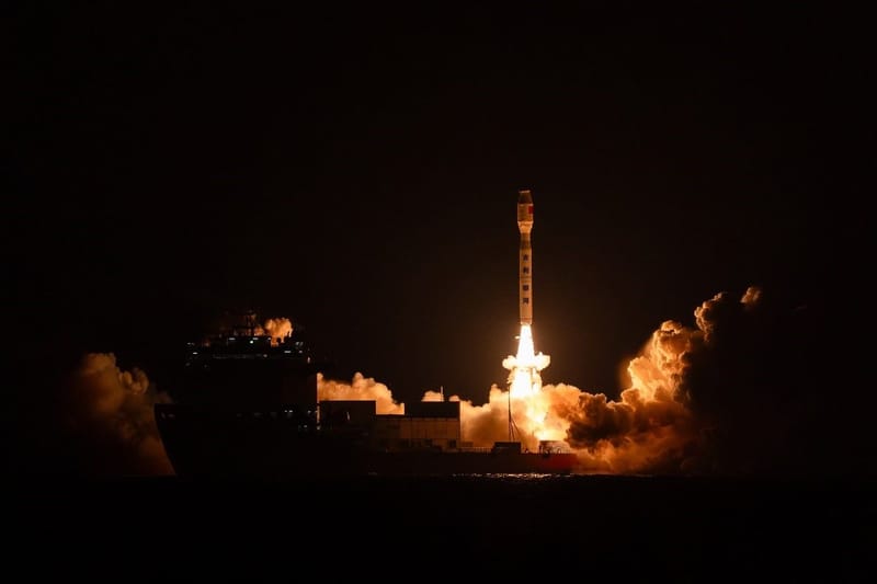 Geely pone 11 satélites en órbita y avanza en su ecosistema de movilidad integrado