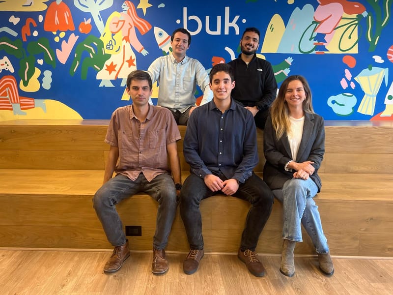 Buk anuncia ingreso al negocio financiero con la compra de Bemmbo y lanza nueva unidad “Buk Finanzas”