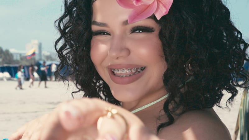 Sara Valentina revoluciona la música latina con “Taganga”