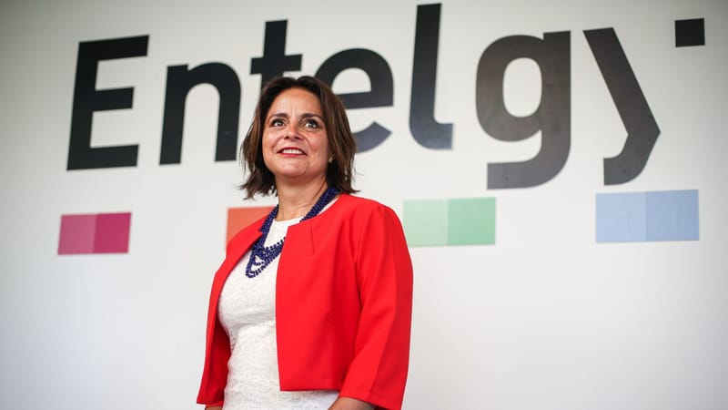Empresas que incentivan el liderazgo femenino: El caso de Entelgy en Chile