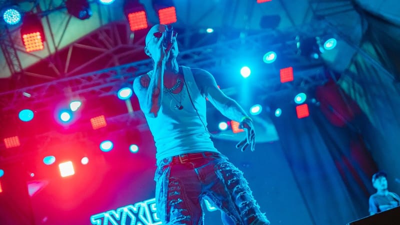 Zyxela MC canaliza su trasformación interna fluyendo en “Agua”