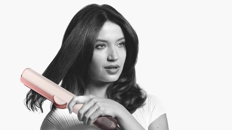 ¡Llega a Chile Dyson Airstrait!: alisado y secado en un solo paso, sin placas calientes y sin daño extremo
