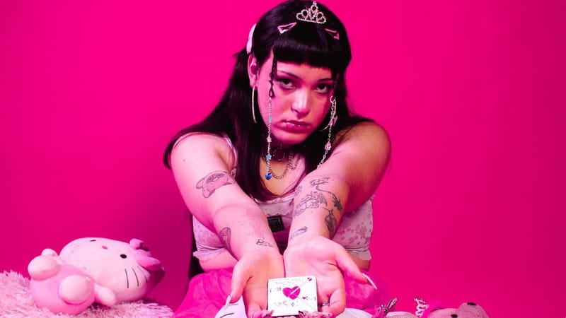 Princesa Kuervo debuta con El Amor No Tiene Kura, un EP de reguetón alternativo sobre los primeros amores