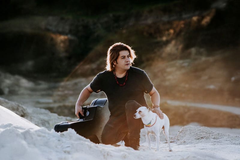 Camilo Valencia estrena '555', un disco para reconectarse con el amor propio