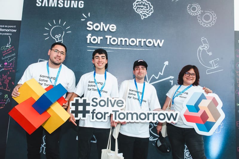 ¡La decisión final está en manos del público! Comienza la votación popular en Samsung Solve for Tomorrow 2025