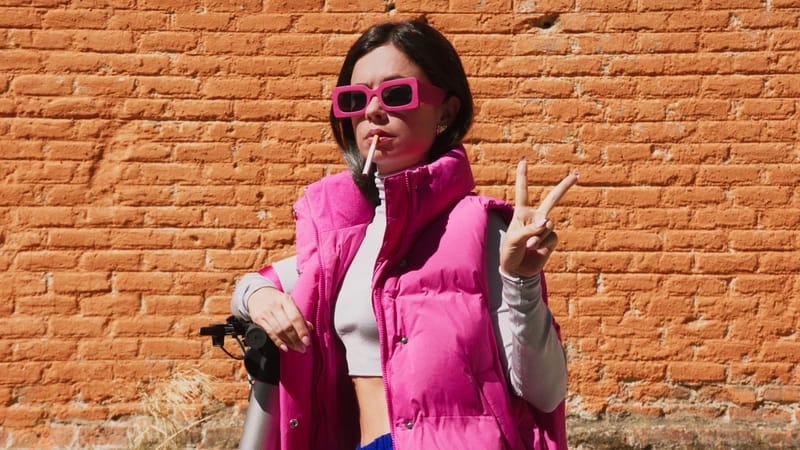 Prime Video confirma la segunda temporada de su serie Original Su Majestad creada por Borja Cobeaga y Diego San José