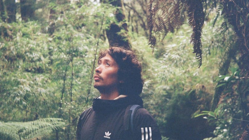 D-Errante, el chileno radicado en Francia, debuta “Sin Eufemismos”