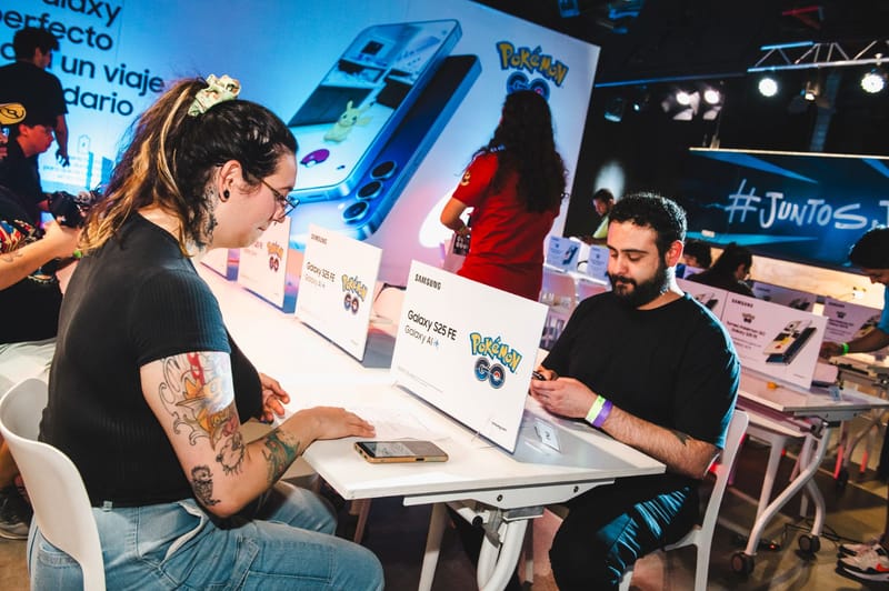 Pokémon, comunidad y tecnología: el Galaxy S25 FE fue parte del torneo en Gameclub Mallplaza Vespucio