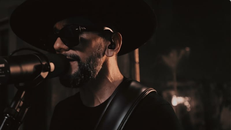 Bobby Zaga estrena el Live Session 'Desde las Flores'