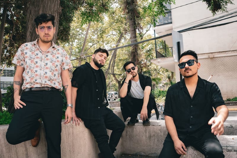 Un disco como espejo emocional: El Último Viaje lanza "Huellas"