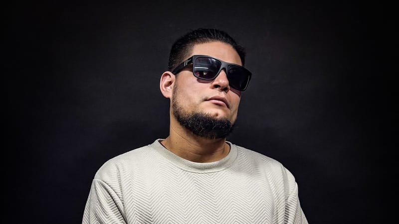 Ironikoss regresa a la escena musical con su nuevo sencillo “Fue”