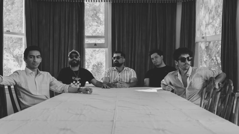 Larry Flint presenta “Déjalo Ir”: dolor, verdad y rock sin filtros