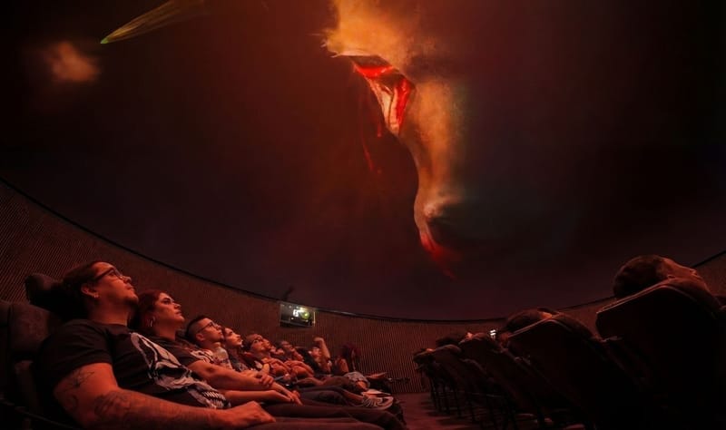 Desde Colombia, Primal Sinner presenta ‘Oedipus’, una reinterpretación existencial del mito griego que abre el álbum ‘Drâma’