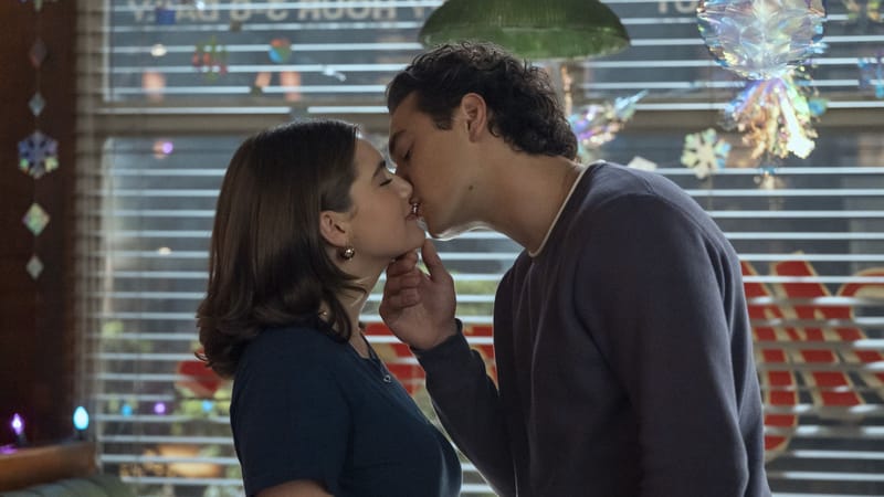 Prime Video ha desvelado el teaser trailer y la fecha de estreno de Kiss Me (Off Campus)