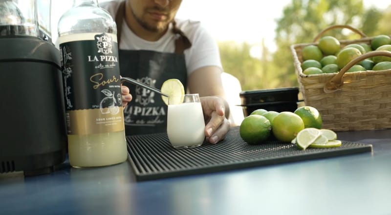 La Pizka ofrece barra de coctelería profesional para eventos