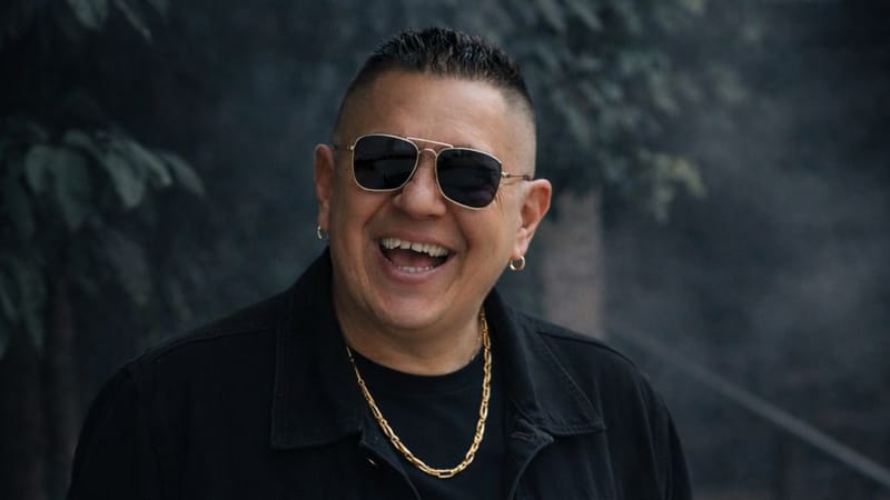 Gary Escobar rinde tributo al barrio en su nueva salsa "Latidos Del Barrio"