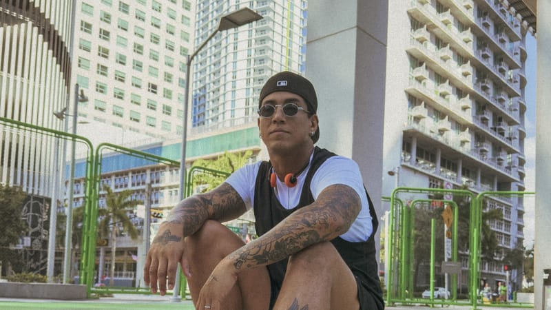 Pumba Dos Santos lanza “Secretico”, una historia de desamor al ritmo del afrobeat