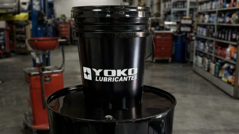 Yoko amplía su portafolio en Chile junto a Salfa y lanza lubricantes en formatos de balde y tambor para camiones y tractores