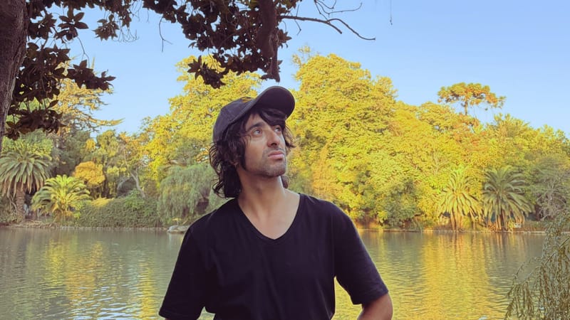 Una canción para tiempos de cambio: Ladrón de Encendedores estrena “Saturno en Aries”