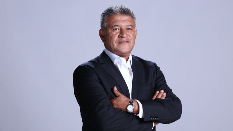 Claudio Borghi vuelve a la transmisión de partidos: redebutará en el Clásico Universitario