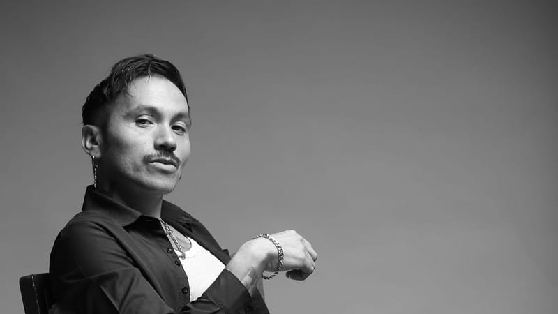 De la catarsis a la experimentación: Riki Manchado publica ‘Sentido’