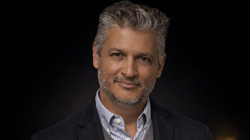 Julio Miguel, el escudo de los artistas en la revolución digital