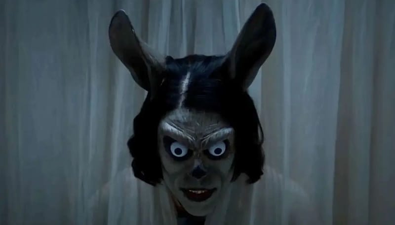 El arte de habitar la culpa: ¿Por qué “Hokum” es el nuevo triunfo del terror psicológico?