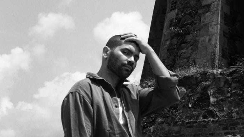 Tarot, música y raíces: el renacimiento de Cosme en Brujo, su nueva producción discográfica