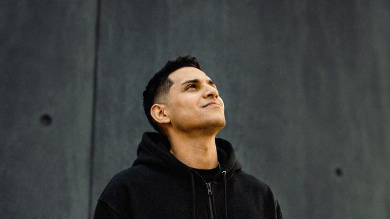 Felix Fahc inspira a una nueva generación de diseñadores gráficos con una visión audiovisual premium