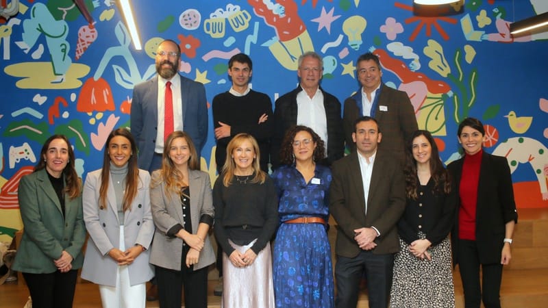 Consejo de IA en el Trabajo presenta la primera Guía para la Adopción Efectiva y Responsable
