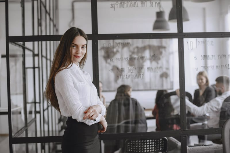 Los líderes también comunican: 5 claves para construir un posicionamiento ejecutivo con impacto